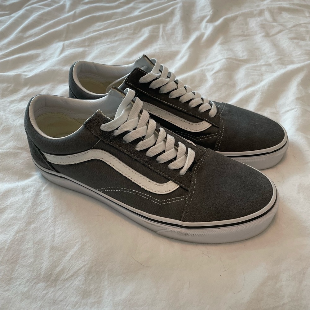 Vans old school. Size 8.5 mens. Grey. Perfect condition. No wear or tear.